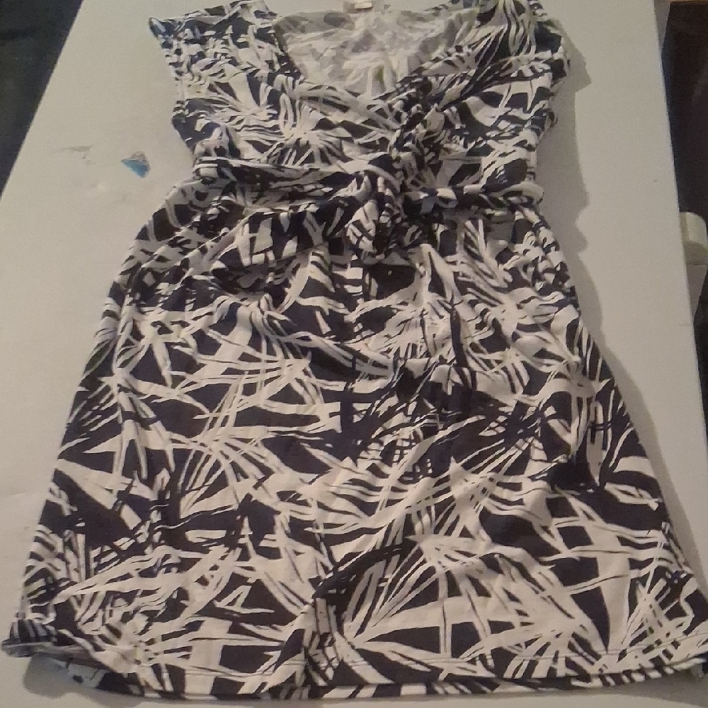 LOFT Monochrome Patterned Mini Dress Size M - Picture 2 of 5